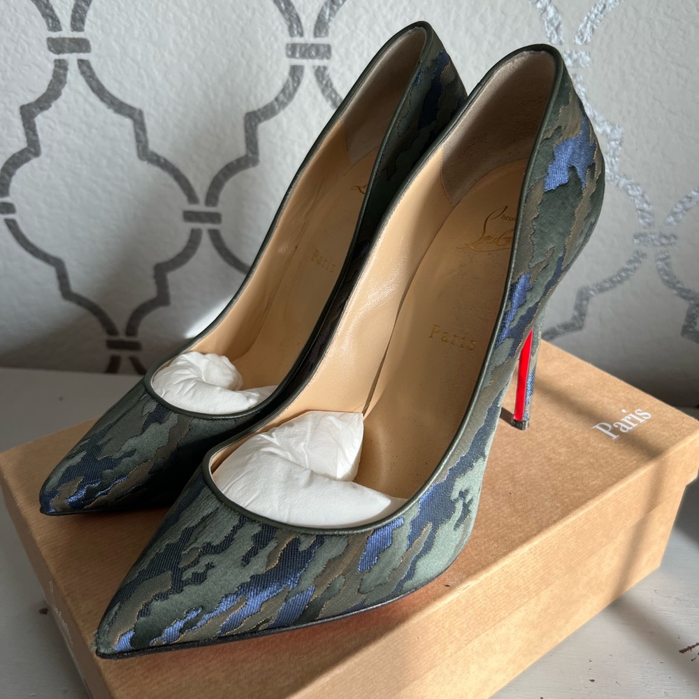 Christian Louboutin Pigalle Follies - Camilo Pumps